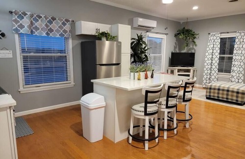 Dandridge Apartamento | You'll be so happy, you'll want to "Just Dance"
