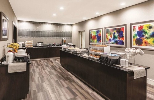 Arsenal Casa | You'll Definitely Come Back! 4 Pet-Friendly Units w/ FREE Breakfast & Parking!