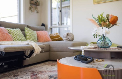 The Ponds Casa | You're in the dream world of The Ponds.