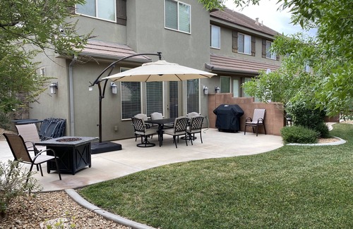 Washington Casa | De nada Townhome con 2 Master Suites!