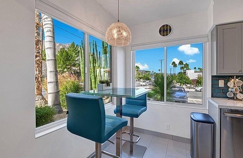 Canyon Corridor Condominio | You've Arrived! Paradise and Relaxation found in South Palm Springs.