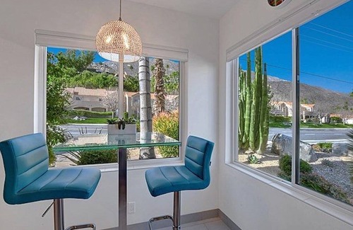 Canyon Corridor Condominio | You've Arrived! Paradise and Relaxation found in South Palm Springs.