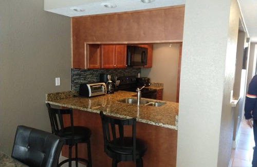 Avon By The Sea Casa | ¡LO HAS ENCONTRADO! Cocoa Beach by THE PIER - 2 habitaciones, 2 baños estilo casa adosada