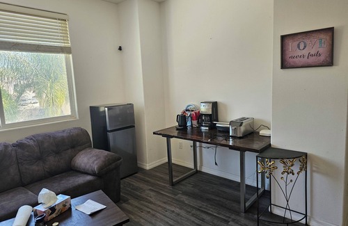Wildomar Casa | You want peace and Quiet One room upstairs queen Tv, Kitchenette in loft &sofa