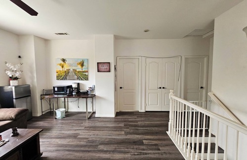 Wildomar Casa | You want peace and Quiet One room upstairs queen Tv, Kitchenette in loft &sofa