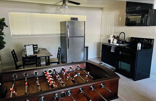 Lakeview Apartamento | You will be close to everything when you stay at this centrally-located place.