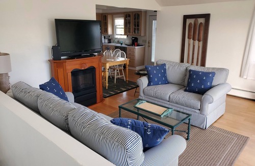 Narragansett Casa | ¡No vas a creer esta baraja! Casa de playa en Narragansett con vista al mar
