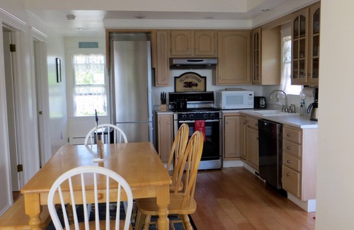 Narragansett Casa | ¡No vas a creer esta baraja! Casa de playa en Narragansett con vista al mar