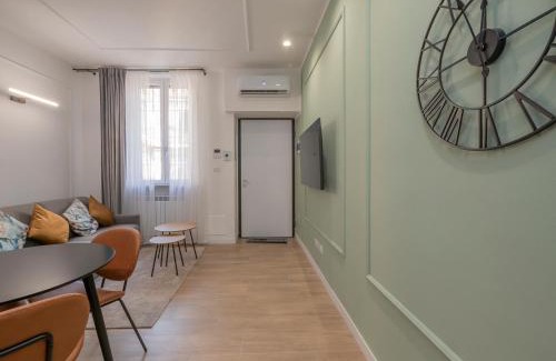 Cagnola Apartamento | Youhosty - Modern Portello Apartment