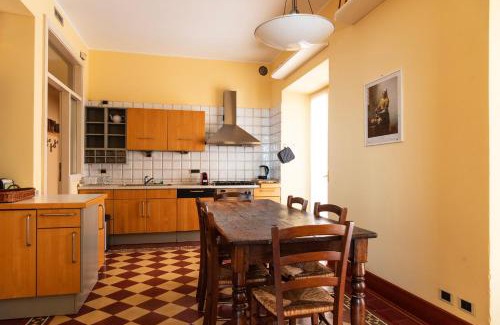Borgonuovo Apartamento | Youhosty - Montenapoleone Noble Flat