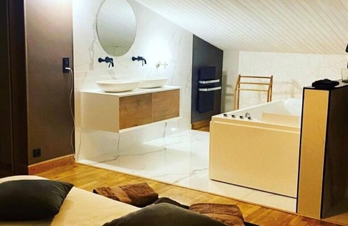 Saint-Jean-du-Pin Otro | Your 5* vacation with family or friends. A haven of peace in the heart of the Cévennes!
