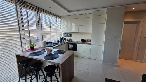 Srodmiescie Apartamento | YOUR Apartment Unia Art Residence