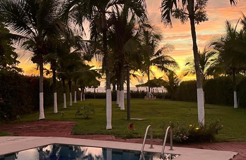 Puntarenas Cama Y Desayuno | Your beachfront BnB paradise