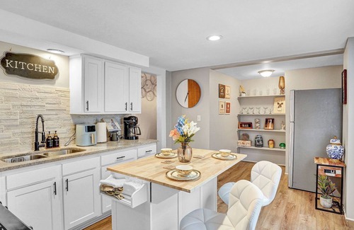 Rochester Casa | Your beautiful home away from home