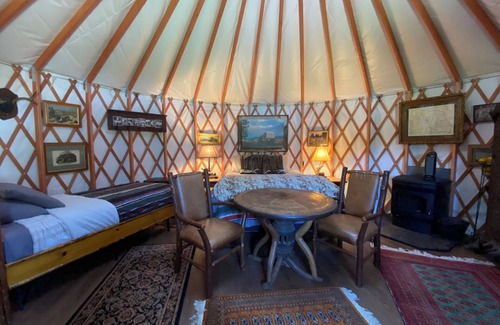 Rigby Complejo | Luscious Glamping Carpas dormir 4