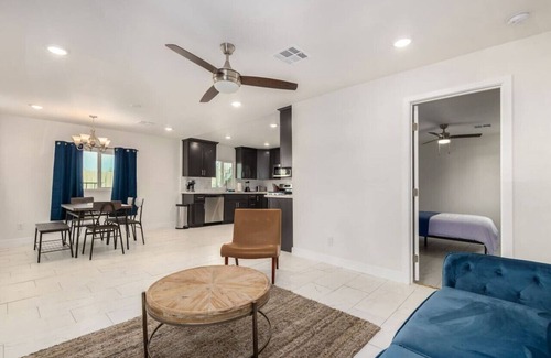 Garfield Casa | Your Downtown Home with California King Bed Unit A