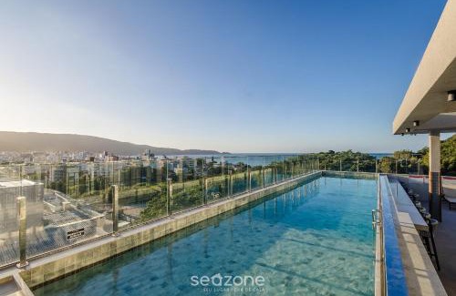 Ze Amandio Apartamento | Tu estadía exclusiva con piscina y jacuzzi a 500 metros de la playa - ELF