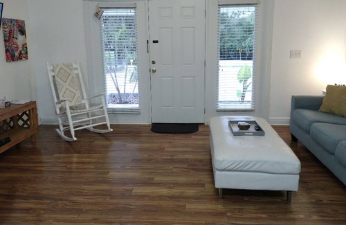 Plant City Casa | Your Florida Getaway! Cozy and Cute!