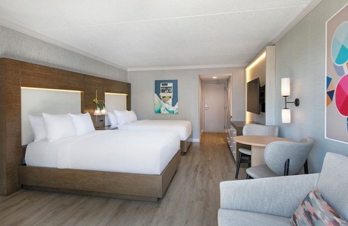 Shipyard Plantation Hotel | Your Gateway to Hilton Head's Charms! Pet-friendly Unit with Balcony! Pools!