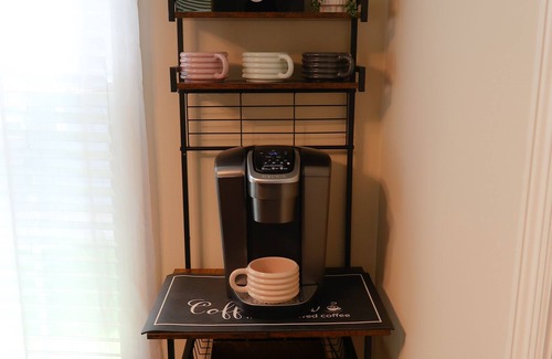 Valdosta Casa | Your Getaway Spot, Cozy , Charming perfect to Relax and Unwind