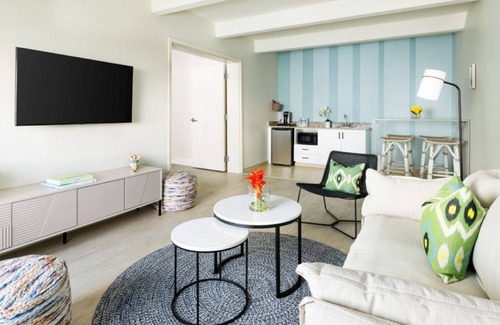 New Town Hotel | Your Happy Place in Key West | 2 Pools, Fire Pits, Food Trucks & Free Shuttle