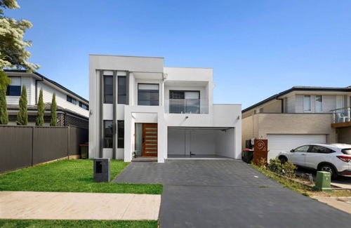 Marsden Park Casa | Your Home Away from Home: 4BR Escape