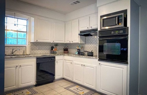 Clinton Casa | Your Home Away From Home In Clinton