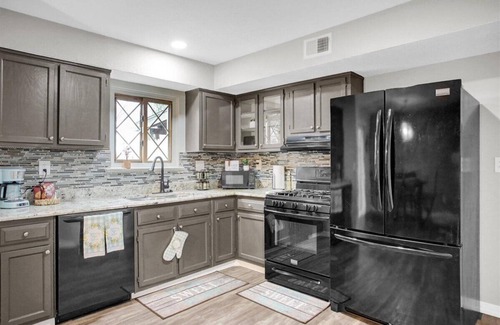 West Reading Casa | Your home away from home!