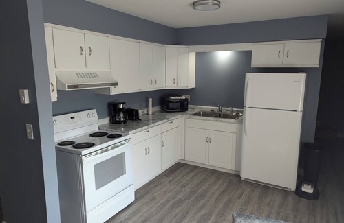 Lima Casa | Your home away from home; 3 bedroom home with fenced in back yard. Pets welcome