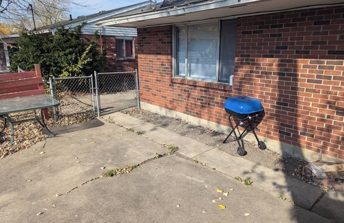 Lima Casa | Your home away from home; 3 bedroom home with fenced in back yard. Pets welcome