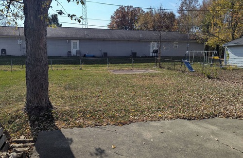 Lima Casa | Your home away from home; 3 bedroom home with fenced in back yard. Pets welcome