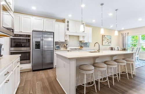 Lewes Casa | Your Home Away From HomeLuxury7BR House*Sleeps 14