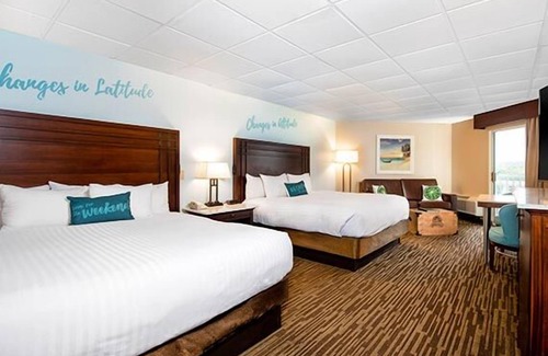 Osage Beach Hotel | Your Home Away From Home! Onsite Pool, Free Parking, Near Lake of the Ozarks
