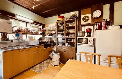 Shirahama Casa | Your home, Kawakaze, located on the riverside, an old private house where you can feel the wind of the river.