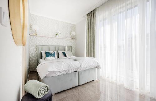 Ujlipotvaros Apartamento | Your Ideal City Escape with Parking Included