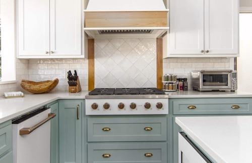 Hot Springs Village Casa | Your Lake Balboa Oasis: Luxury Meets Nature