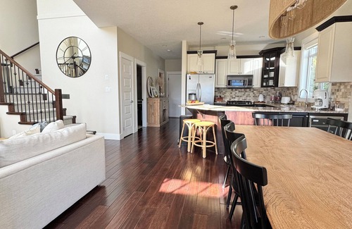 Scotch Creek Casa | Your Lakeside Retreat Awaits