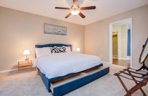 Astrodome Apartamento | Your Luxurious Getaway in TX Medical Center