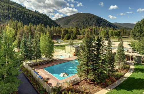 Lakeside Village Apartamento | Tu escape de montaña | Habitación Warm + Cozy Lodge