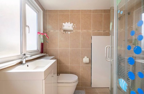 Underhill Casa | Your North London Retreat – Space, Comfort & Local Charm - free street parking