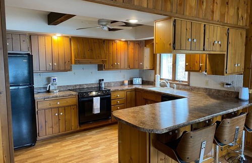 Crivitz Casa | Your Northwoods Waterfront Getaway