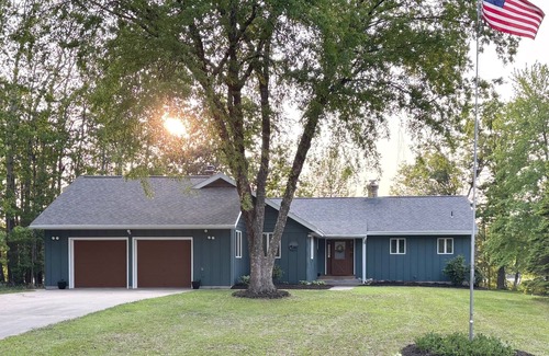 Crivitz Casa | Your Northwoods Waterfront Getaway