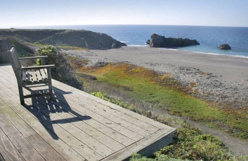 Bodega Bay Cabina | Your Oceanfront Experience - Bañera de hidromasaje - Precioso patio cercado