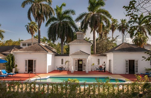 Montego Bay Villa | Tu propia casa privada con los beneficios de un resort