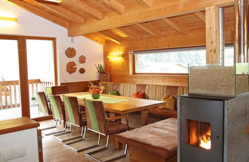 Flachau Chalet De Esquí | Su propio chalet alpino sueño completo para usted, sus amigos y familiares