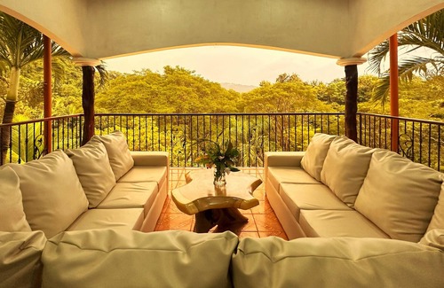 Nosara Villa | Your Own Private Luxury Villa - 3 minute drive to the beach & best restaurants