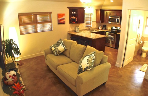 Kihei Cabaña | ¡Tu propia casa privada, The Hibiscus Hideaway!