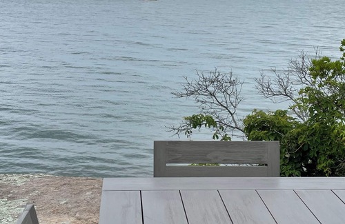 Guilford Casa | Your own Thimble Islands private cottage! (accessible by car via Old Quarry)