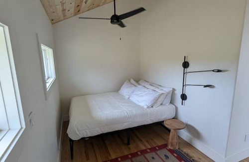 Frankfort Otro | Your Own Two Cabin Retreat