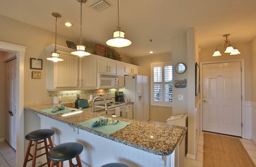 Florida Condominio | Your Passport to Coastal Bliss in a Luxury Condo in Flagler Beach Awaits !